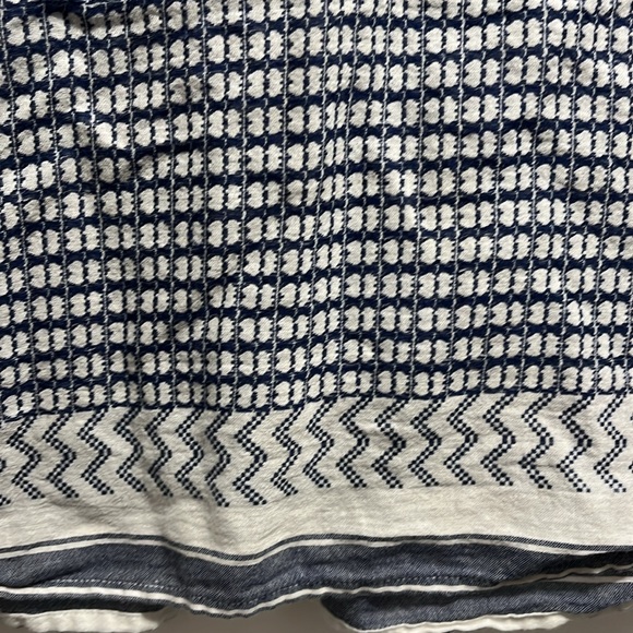 Club Monaco Top - Picture 6 of 14